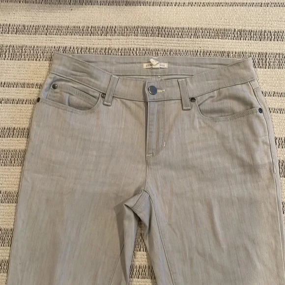 EILEEN Fisher Light Wash Grey Jeans Frayed Bottoms - Picture 5 of 8